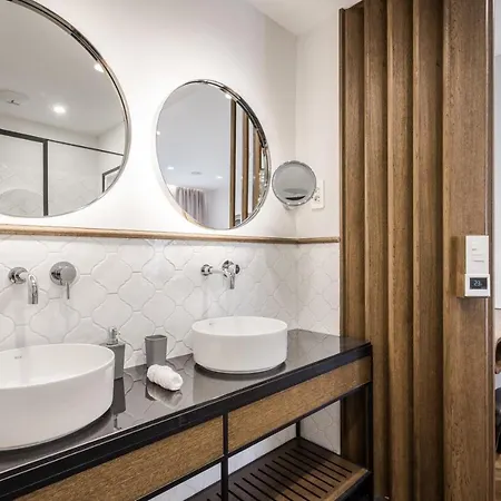 Hotel Eye- Boutique Suites, By Bqa Budapeszt