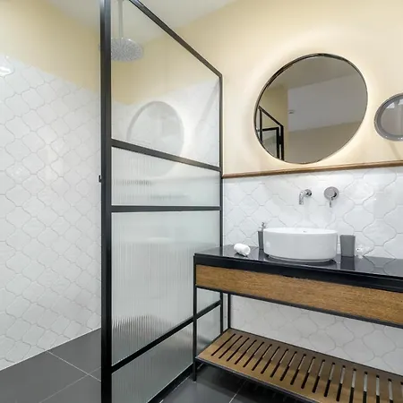 Eye- Boutique Suites, By Bqa 2*