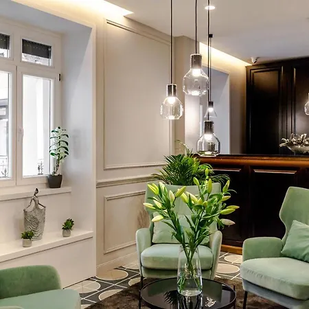 Eye- Boutique Suites, By Bqa Budapeszt