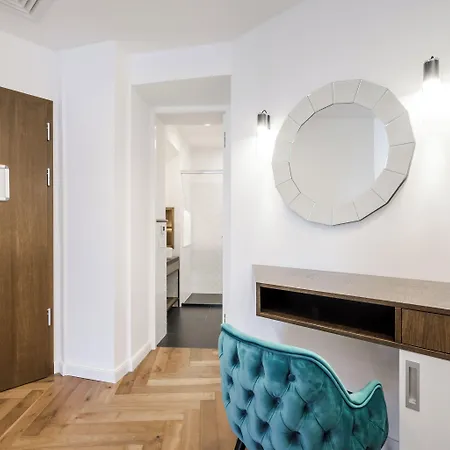 Eye- Boutique Suites, By Bqa Budapeszt