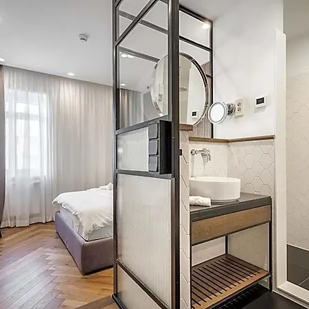 Eye- Boutique Suites, By Bqa 2* 부다페스트