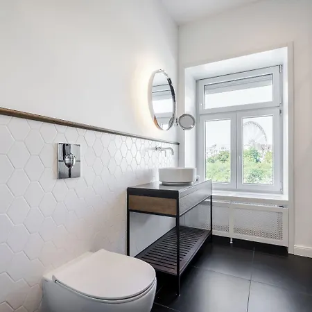 Eye- Boutique Suites, By Bqa Budapest