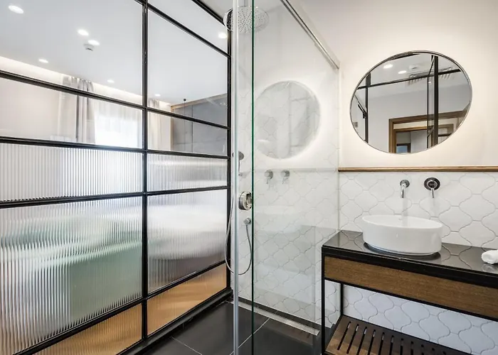 Eye- Boutique Suites, By Bqa Hotel Budapest