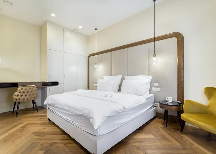 Eye- Boutique Suites, By Bqa Hotel Budapest