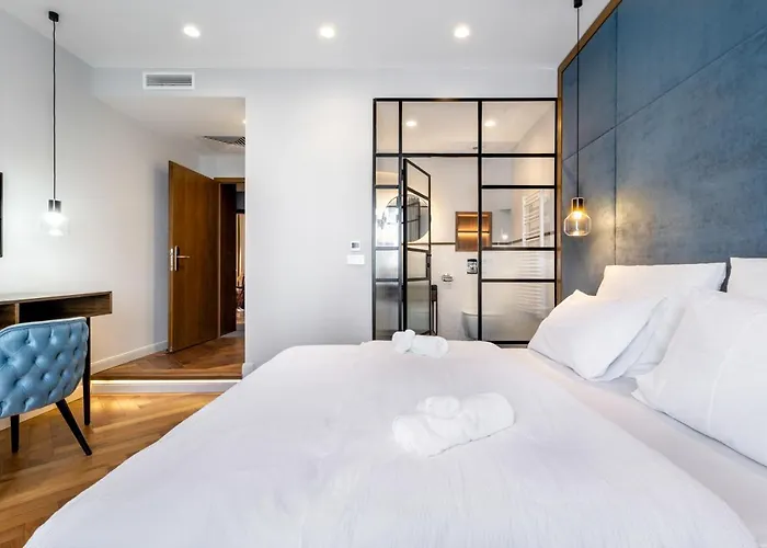 Eye- Boutique Suites, By Bqa Hotel Budapest