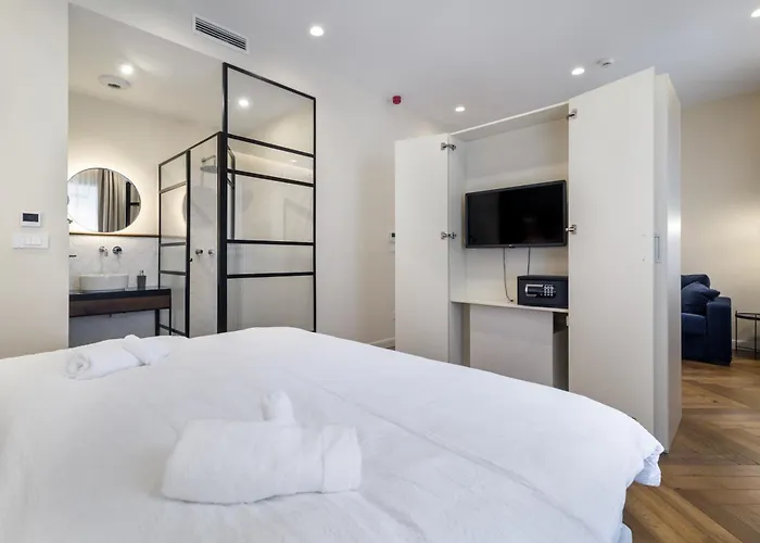 Eye- Boutique Suites, By Bqa