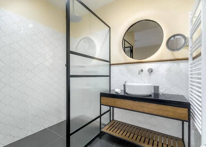 Eye- Boutique Suites, By Bqa 2*