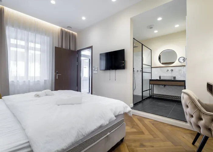 Eye- Boutique Suites, By Bqa