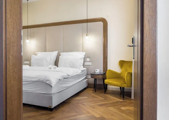 Hotel Eye- Boutique Suites, By Bqa
