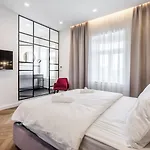 Eye- Boutique Suites, By Bqa Hotel Budapest