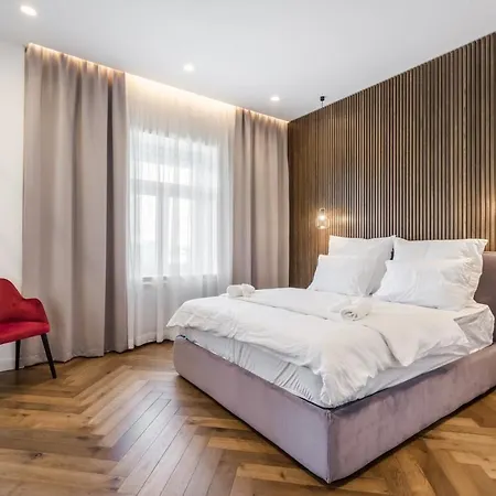 Eye- Boutique Suites, By Bqa بودابست