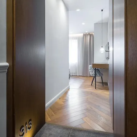 Eye- Boutique Suites, By Bqa 2*