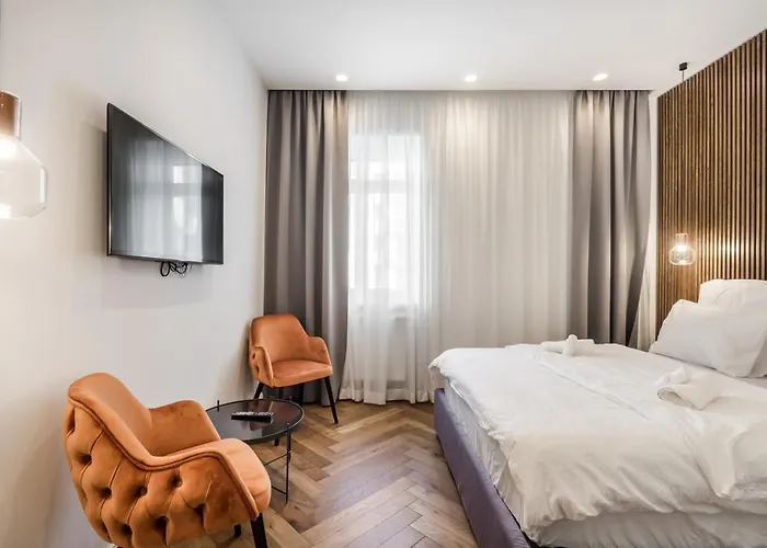 Eye- Boutique Suites, By Bqa