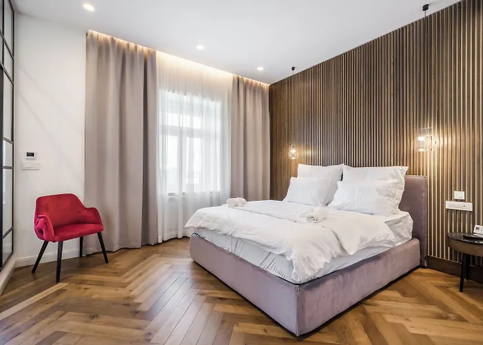 Eye- Boutique Suites, By Bqa 布达佩斯